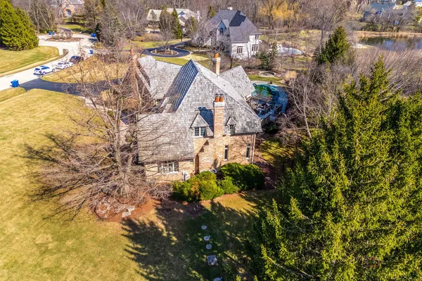$1,499,000 | 5443 Belmont Court, Libertyville, IL 60048