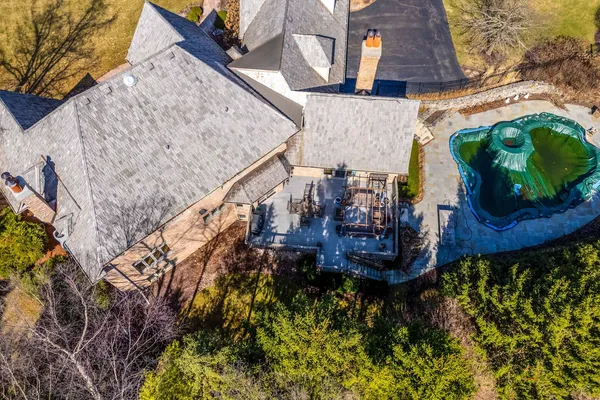 $1,499,000 | 5443 Belmont Court, Libertyville, IL 60048