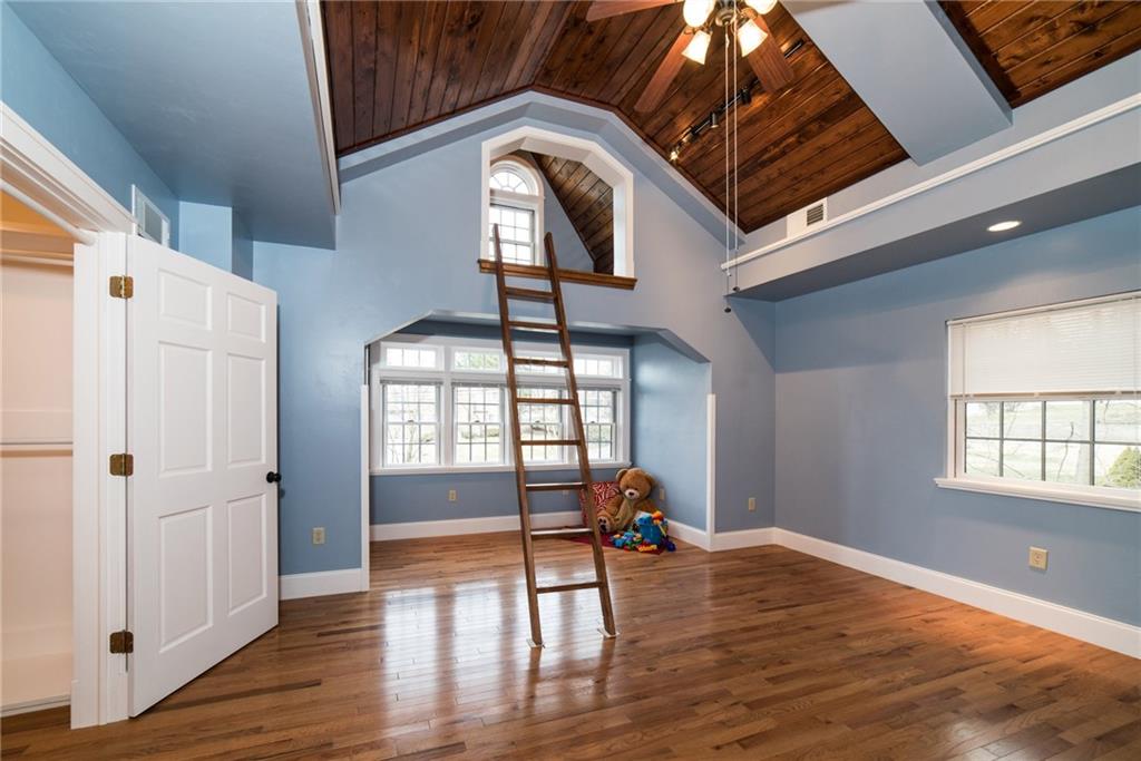 410 Goldsmith Road Pittsburgh, PA 15237 - Photo 16 of 25