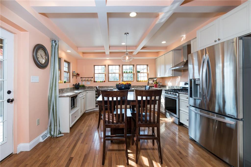 410 Goldsmith Road Pittsburgh, PA 15237 - Photo 6 of 25