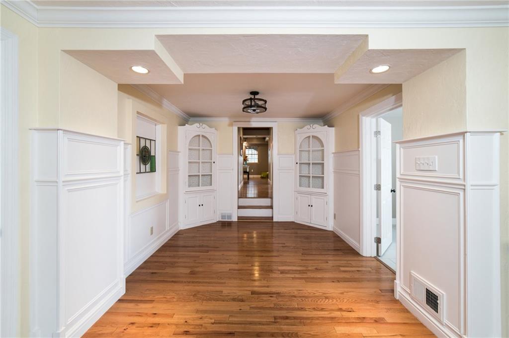 410 Goldsmith Road Pittsburgh, PA 15237 - Photo 10 of 25