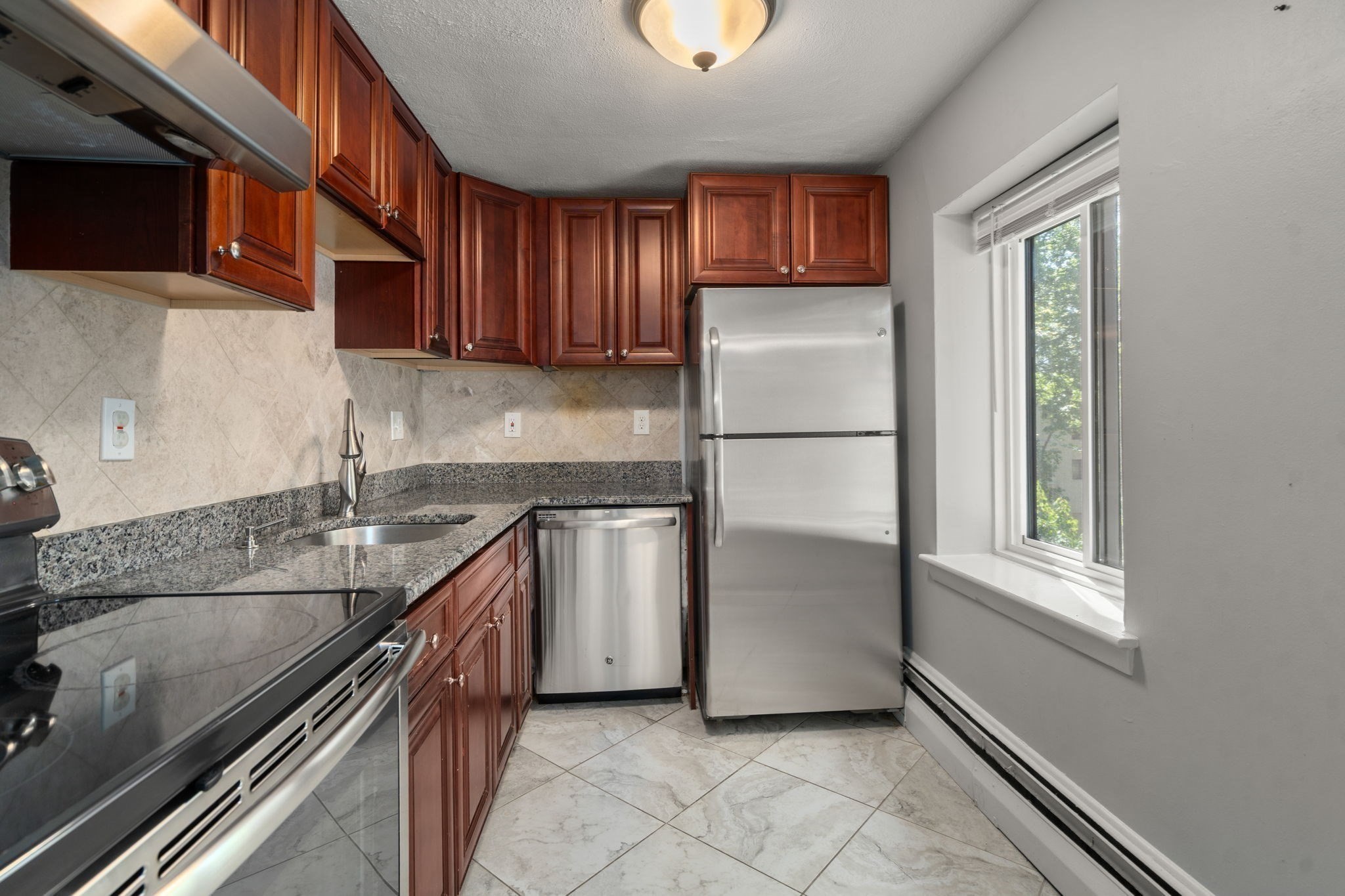 133 Beaconsfield Road, Unit 44 Brookline, MA 02445 - Photo 3 of 26 Gallery Image 3