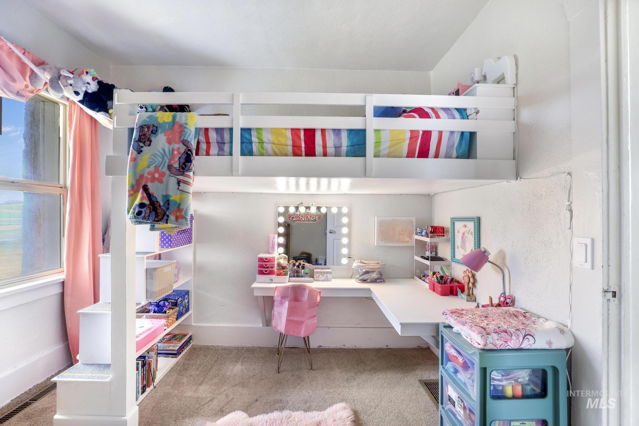 88 South 400 Road West Jerome, ID 83338 - Photo 25 of 31 Bedroom featuring light colored carpet and a desk