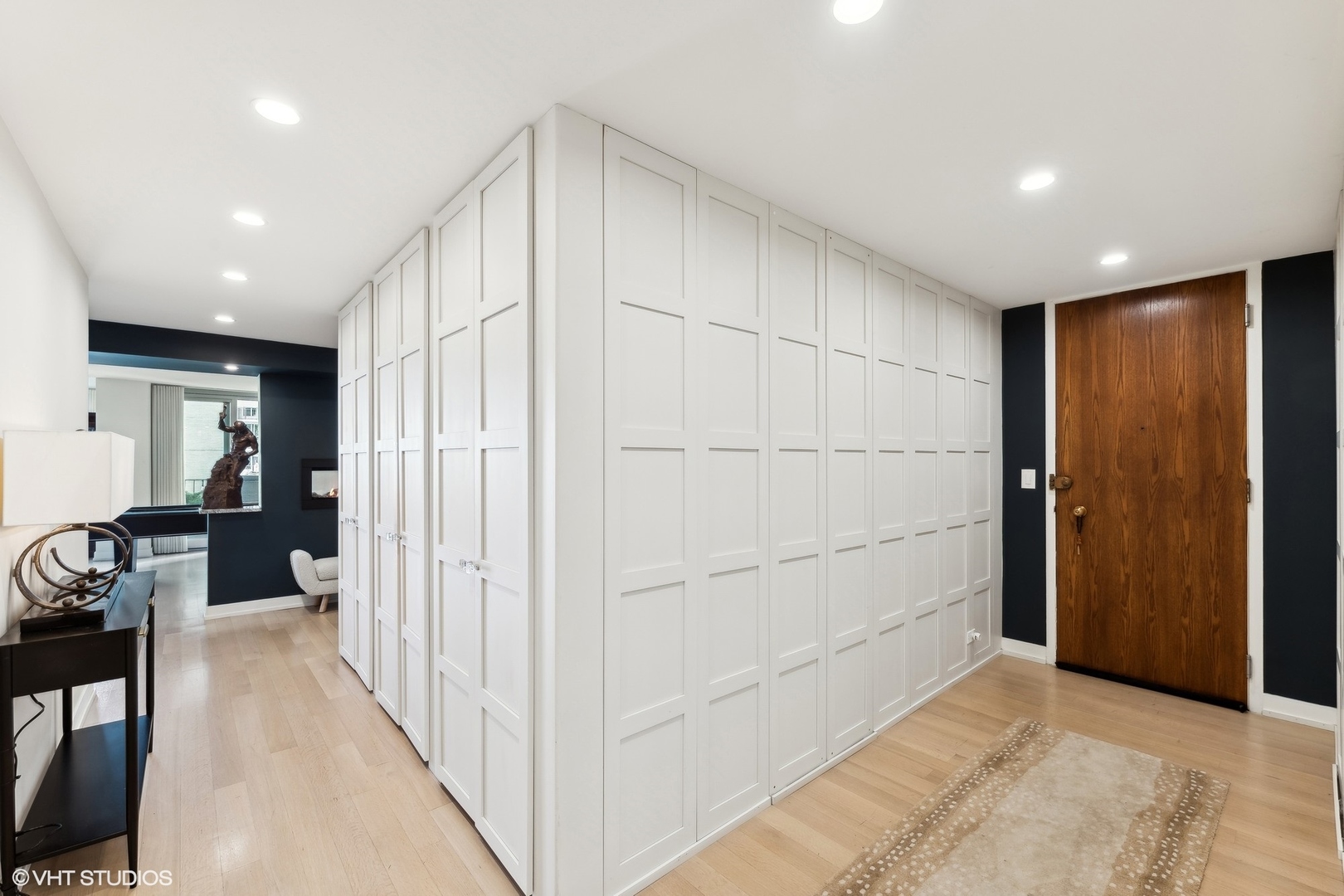 6033 North Sheridan Road, Unit 18AB Chicago, IL 60660 - Photo 31 of 56