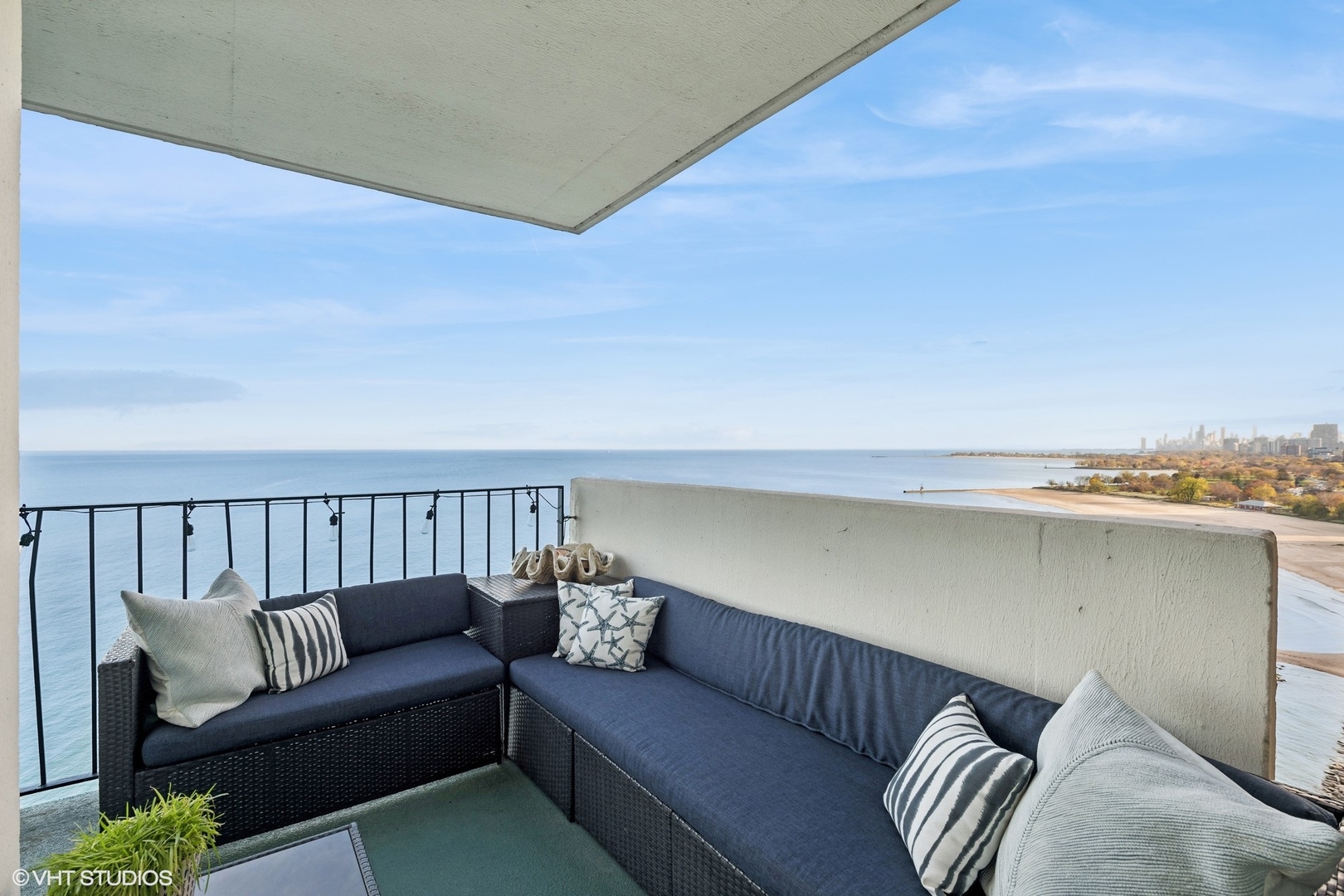 6033 North Sheridan Road, Unit 18AB Chicago, IL 60660 - Photo 40 of 56