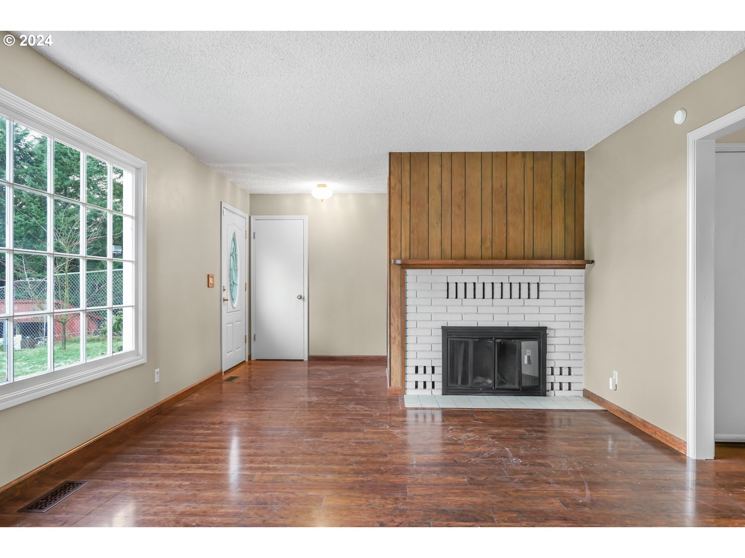 23870 Southwest Kruger Road Sherwood, OR 97140 - Photo 4 of 41 Gallery Image 4