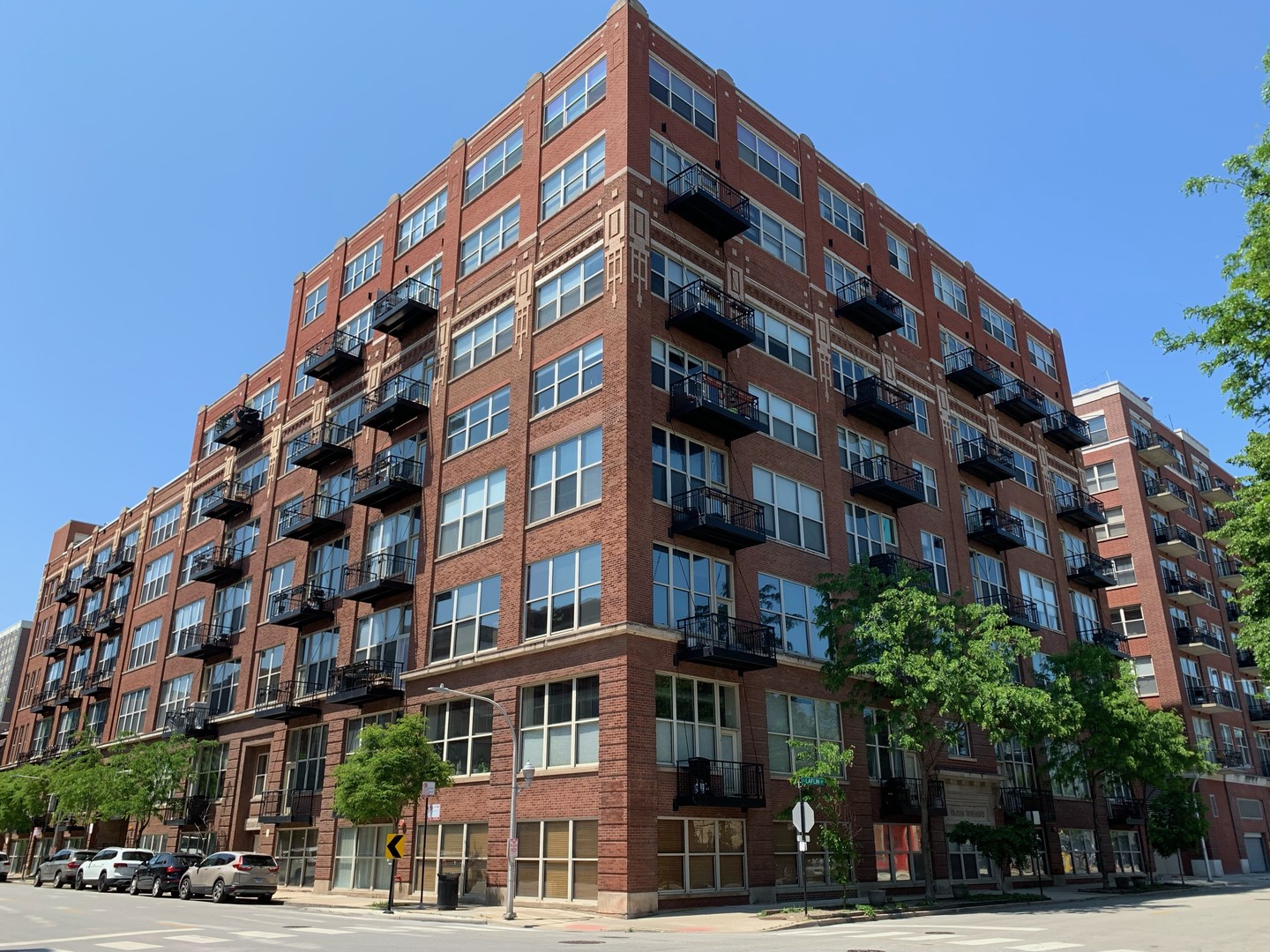 1500 West Monroe Street, Unit 306 Chicago, IL 60607 - Photo 1 of 13 a front view of a building