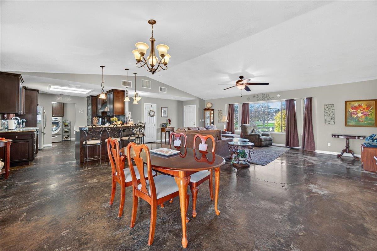 35102 Quail Oak Road Auberry, CA 93602 - Photo 15 of 61