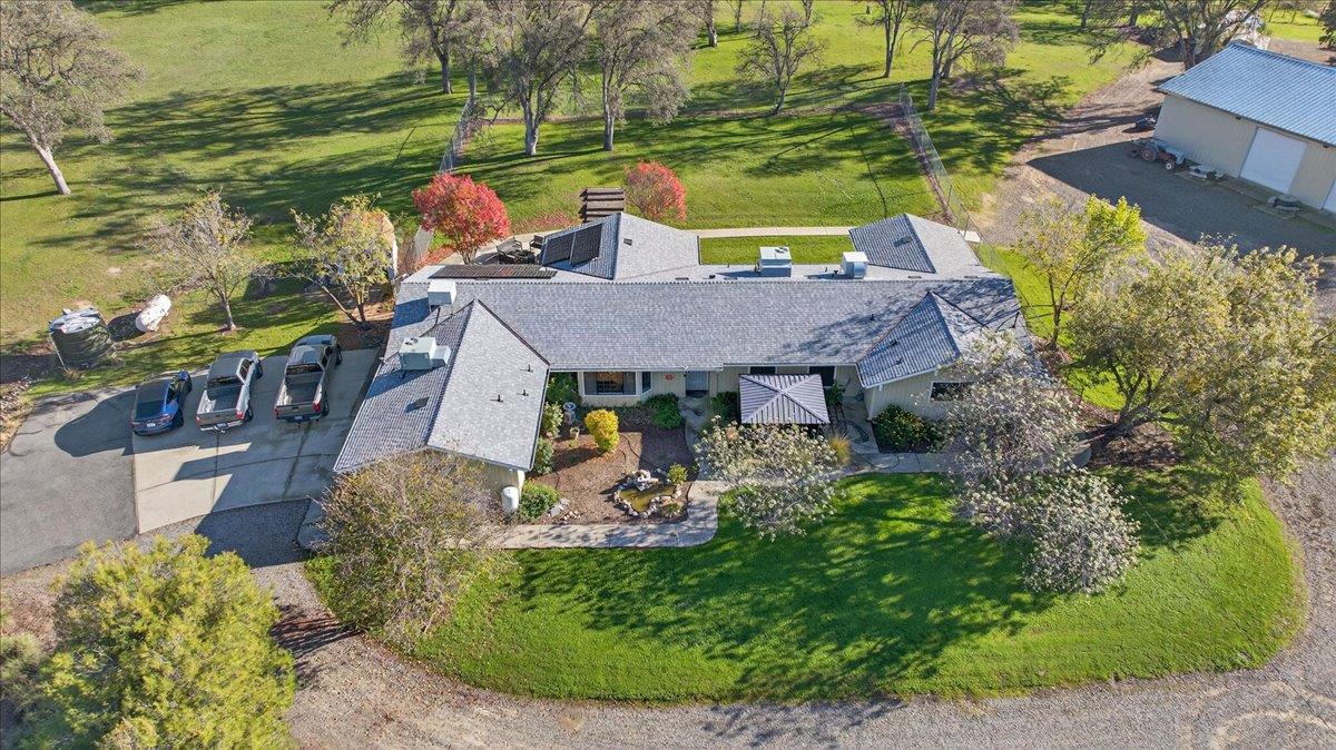 35102 Quail Oak Road Auberry, CA 93602 - Photo 4 of 61 an aerial view of a house with a garden potted plants