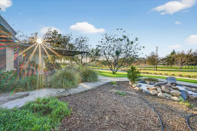 $725,000 | 35102 Quail Oak Road, Auberry, CA 93602