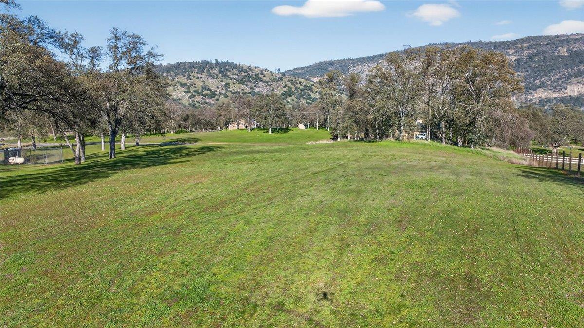 35102 Quail Oak Road Auberry, CA 93602 - Photo 8 of 61