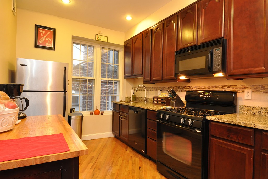 66 Beacon Street, Unit 2 Chelsea, MA 02150 - Photo 1 of 9 Gallery Image 1