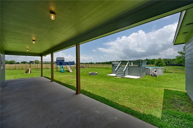 $600,000 | 20874 Farm To Market 244, Iola, TX 77861