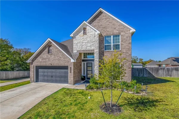 $559,900 | 10600 Scarlet Peak Court, Bryan, TX 77845