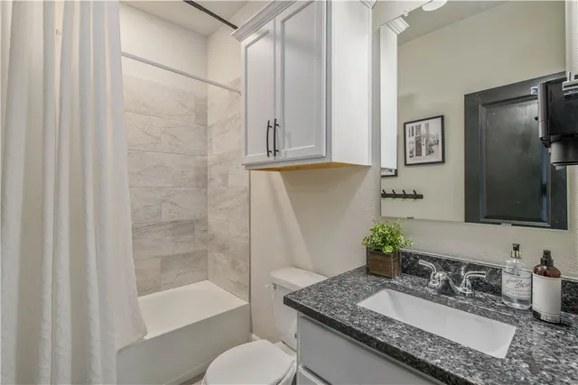 $559,900 | 10600 Scarlet Peak Court, Bryan, TX 77845