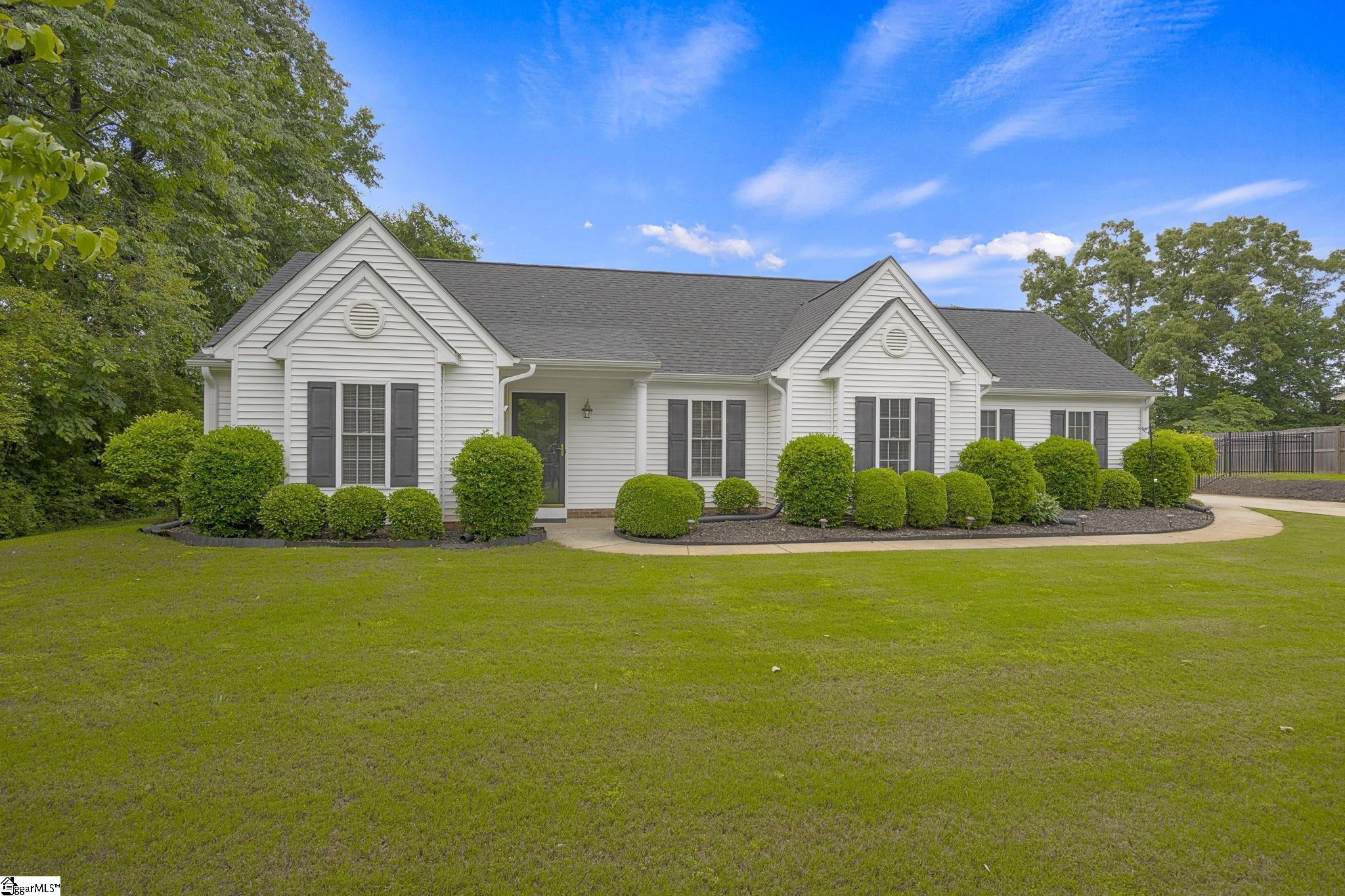 104 Fox Lane Pickens, SC 29671 - Photo 3 of 37