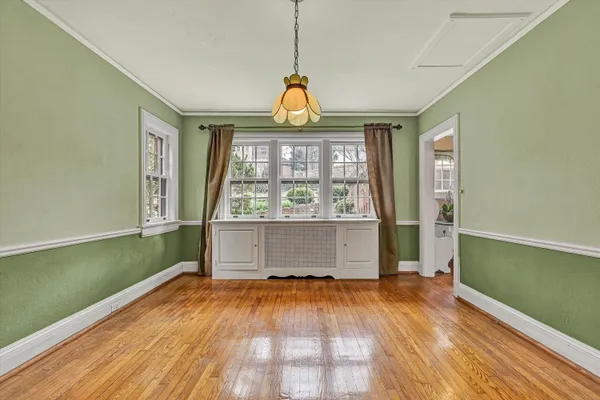 $525,000 | 2610 Longview Avenue Southwest, Roanoke, VA 24014