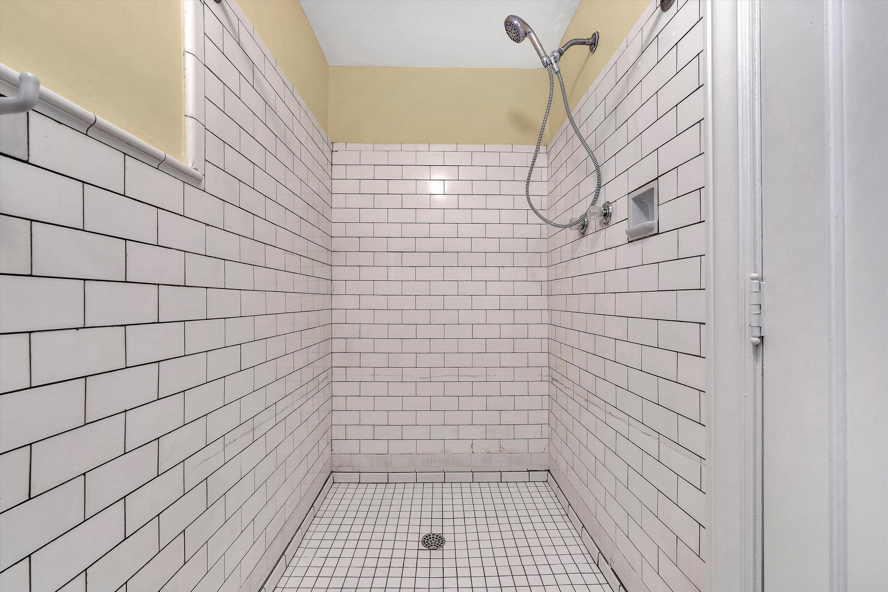 2610 Longview Avenue Southwest Roanoke, VA 24014 - Photo 34 of 56 32-SGP-06754