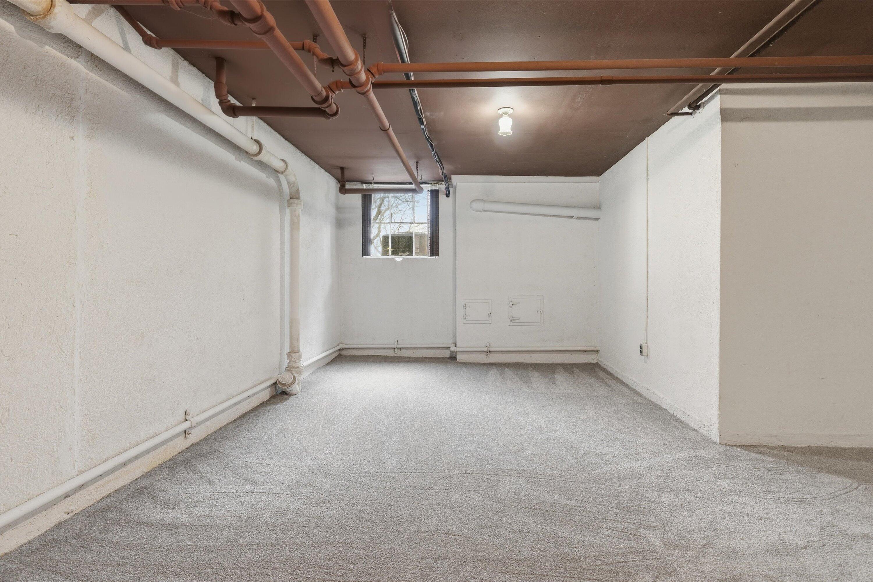 2610 Longview Avenue Southwest Roanoke, VA 24014 - Photo 37 of 56 35-SGP-00001