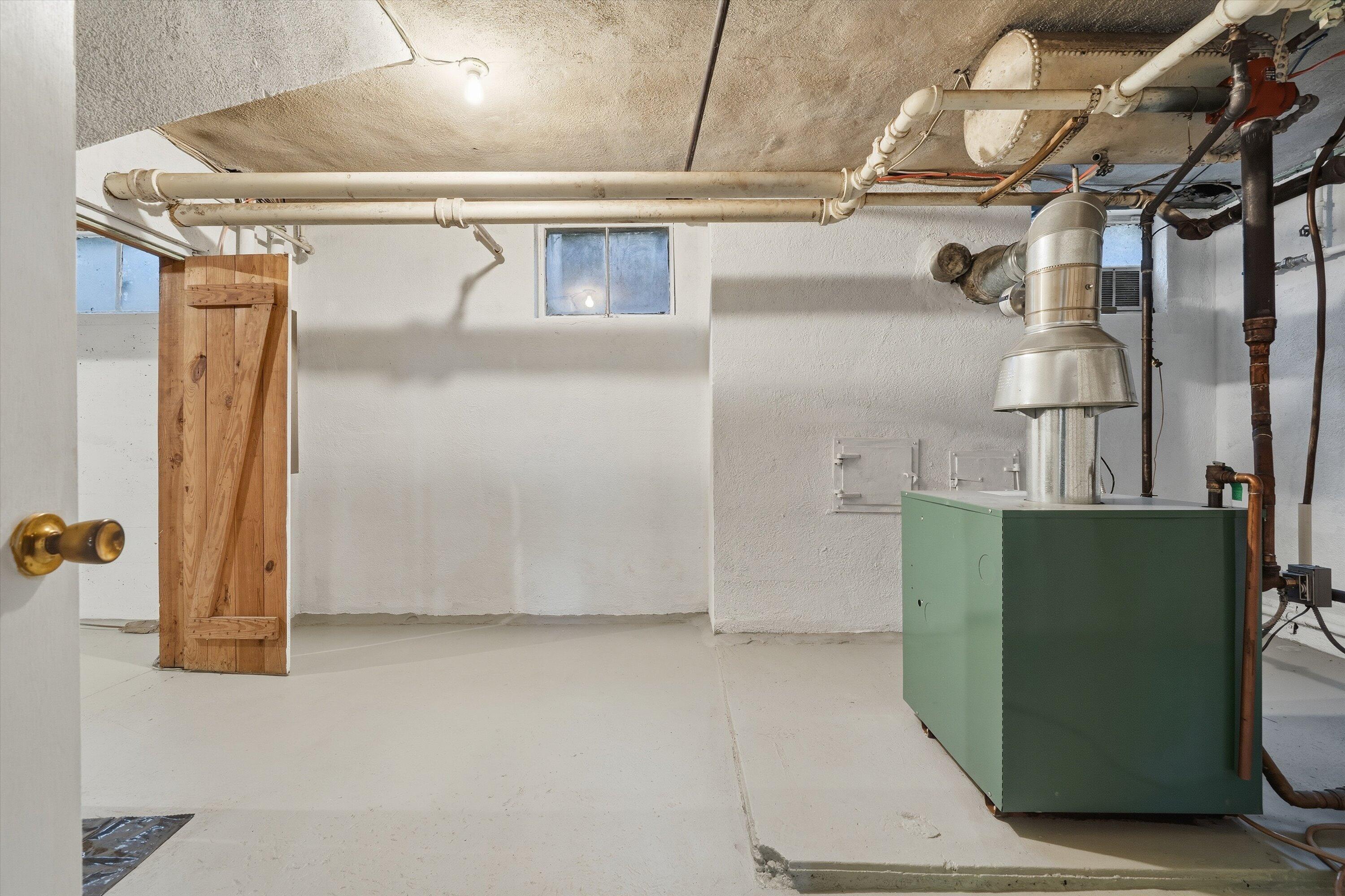 2610 Longview Avenue Southwest Roanoke, VA 24014 - Photo 39 of 56 37-SGP-00016