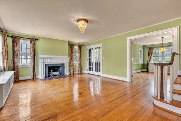 $525,000 | 2610 Longview Avenue Southwest, Roanoke, VA 24014