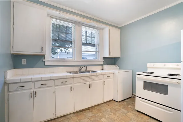 $434,900 | 2008 South Main Street, Hopkinsville, KY 42240