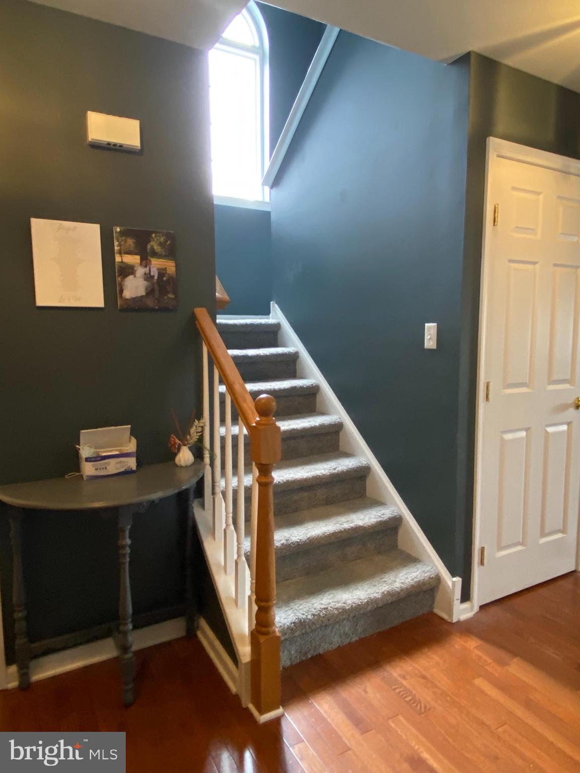 412 Rutledge Avenue Folsom, PA 19033 - Photo 4 of 34 Hall Steps