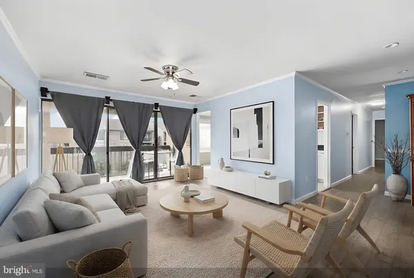 $2,300 | 549 Florida Avenue, Unit 201, Herndon, VA 20170