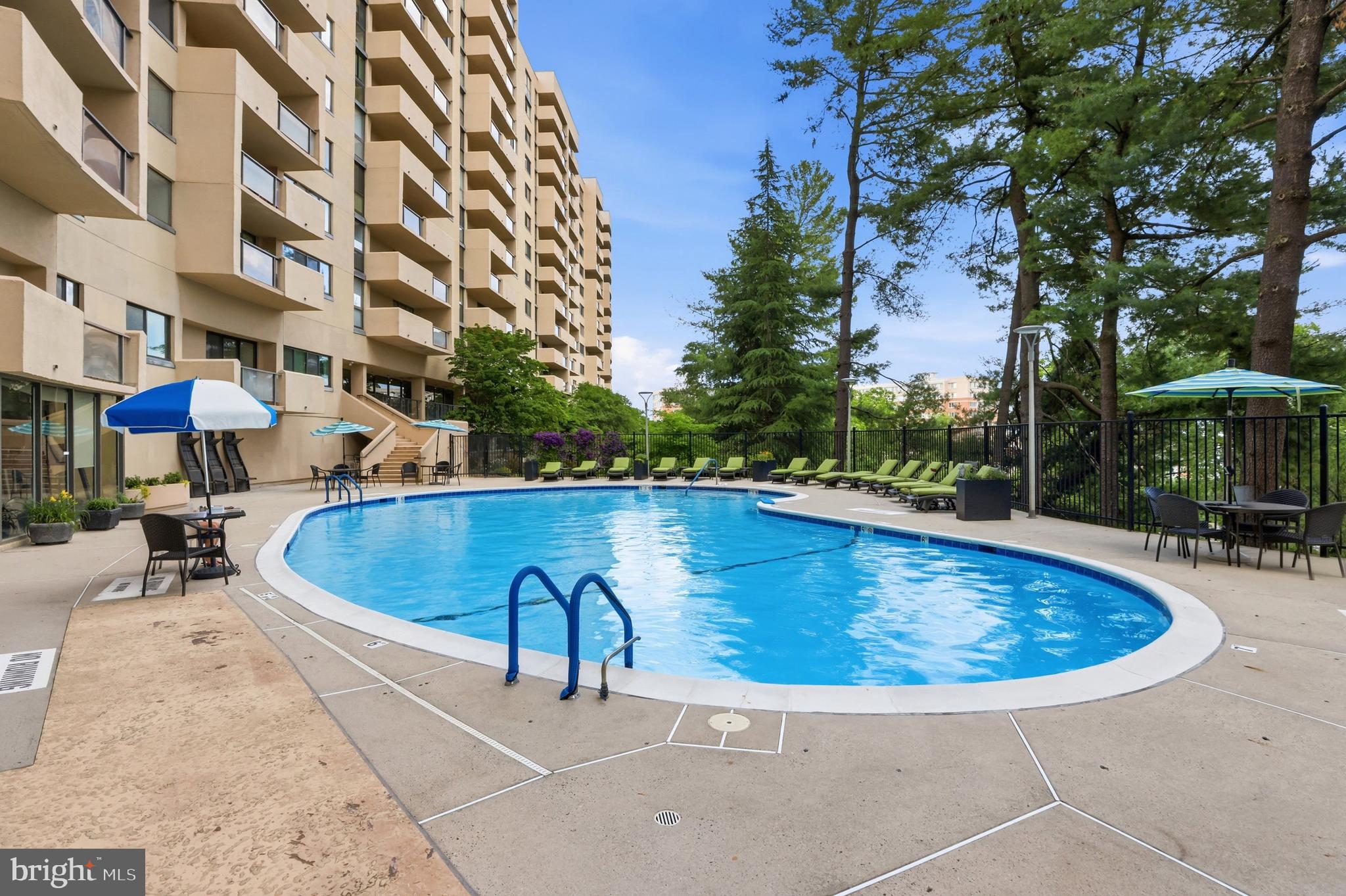1101 South Arlington Ridge Road, Unit 710 Arlington, VA 22202 - Photo 38 of 52