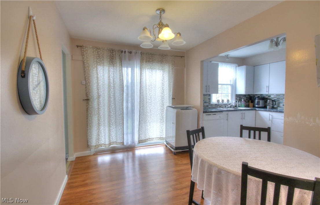 5135 Bridgewater Road Cleveland, OH 44124 - Photo 9 of 24