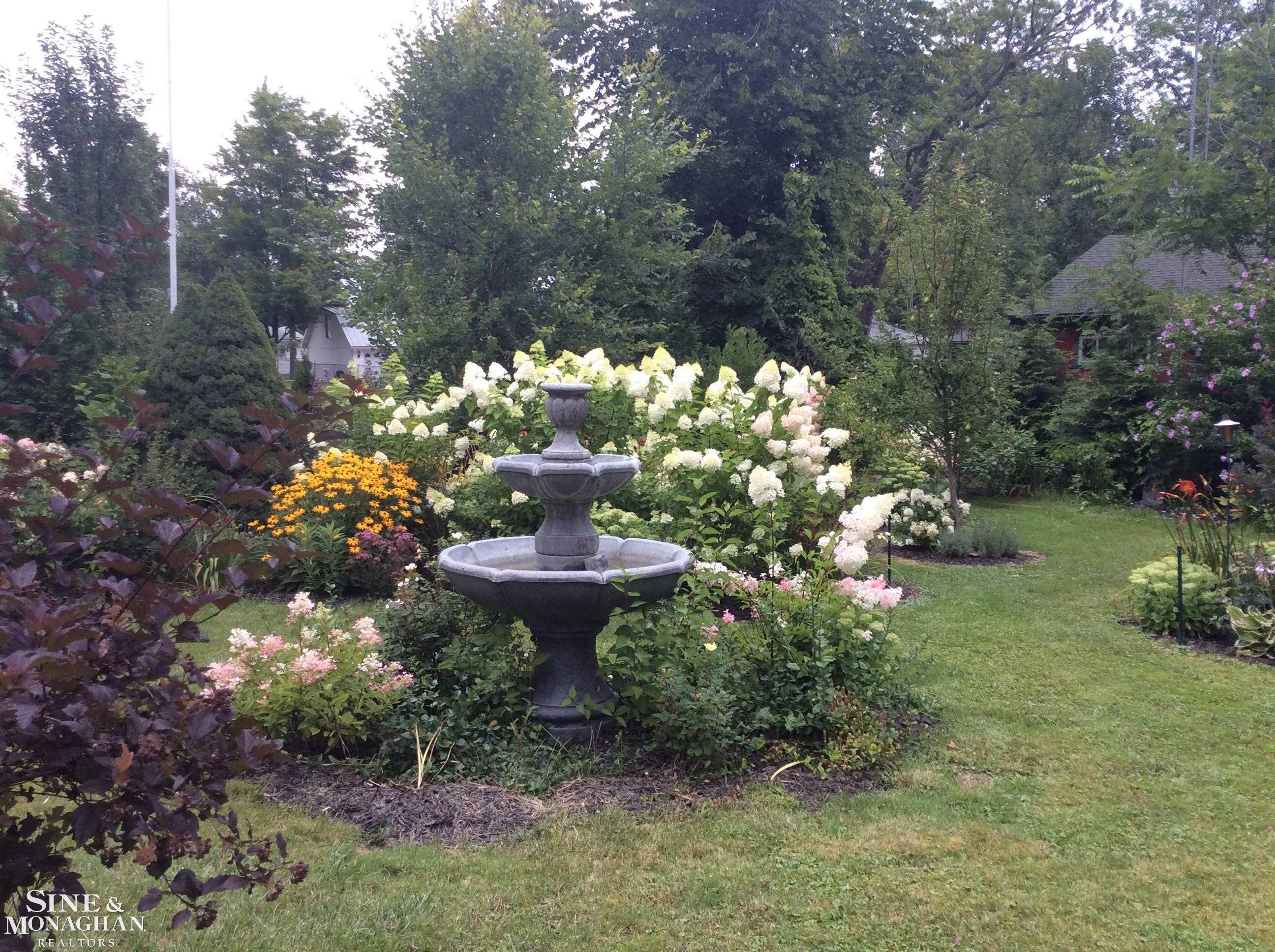 7434 Woodland Road Lexington, MI 48450 - Photo 57 of 60 50107152-56.JPG