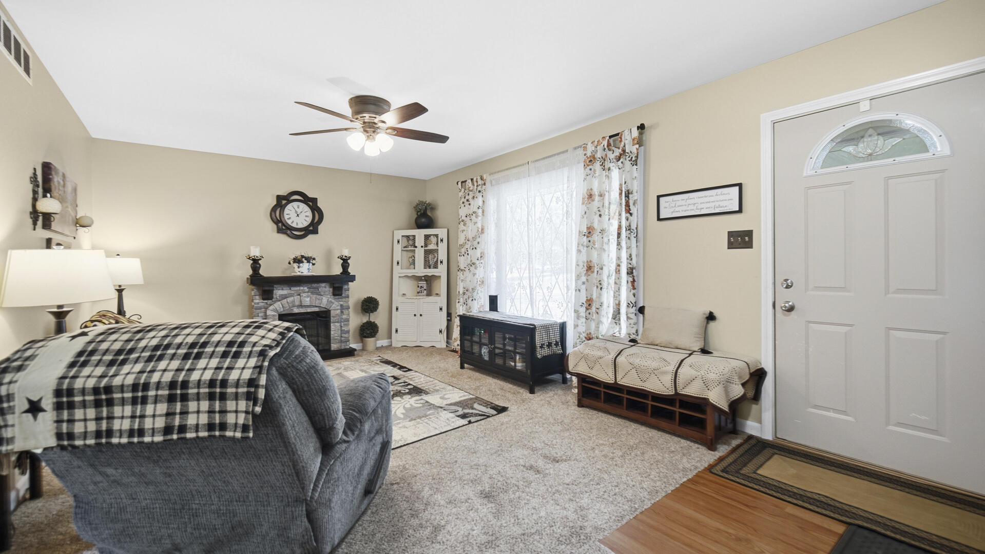 72 Maple Court Hebron, IN 46341 - Photo 5 of 24 1919x1080
