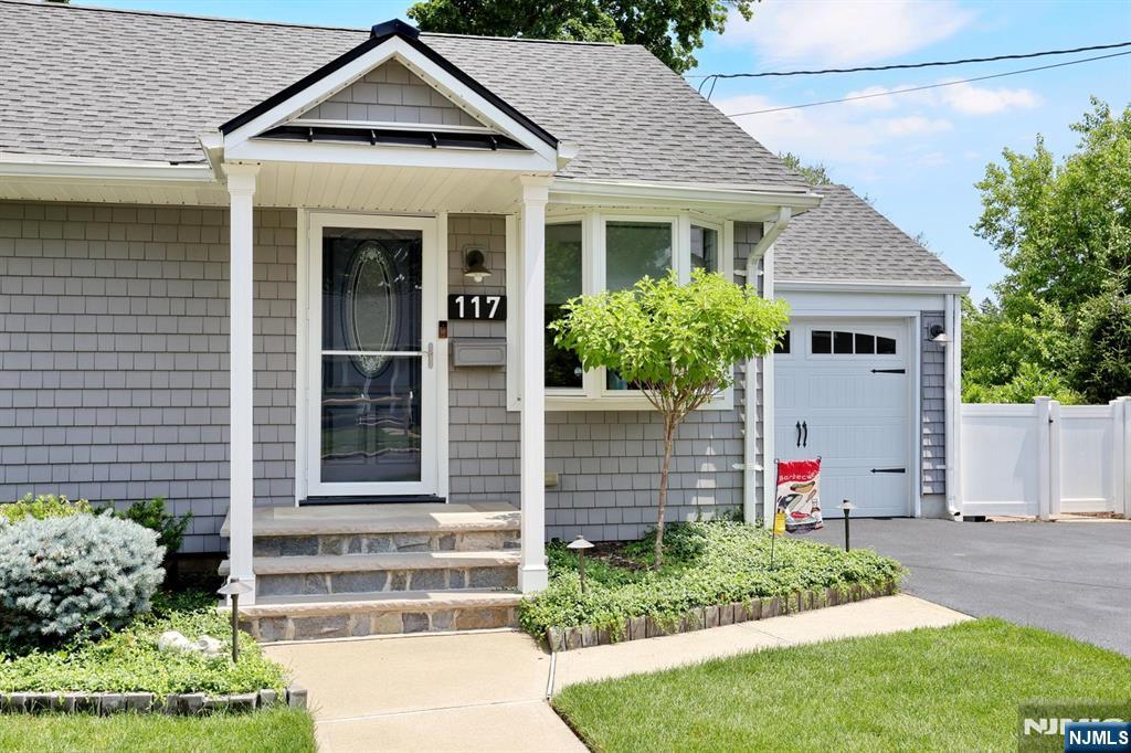 117 Roxbury Road Dumont, NJ 07628 - Photo 2 of 49