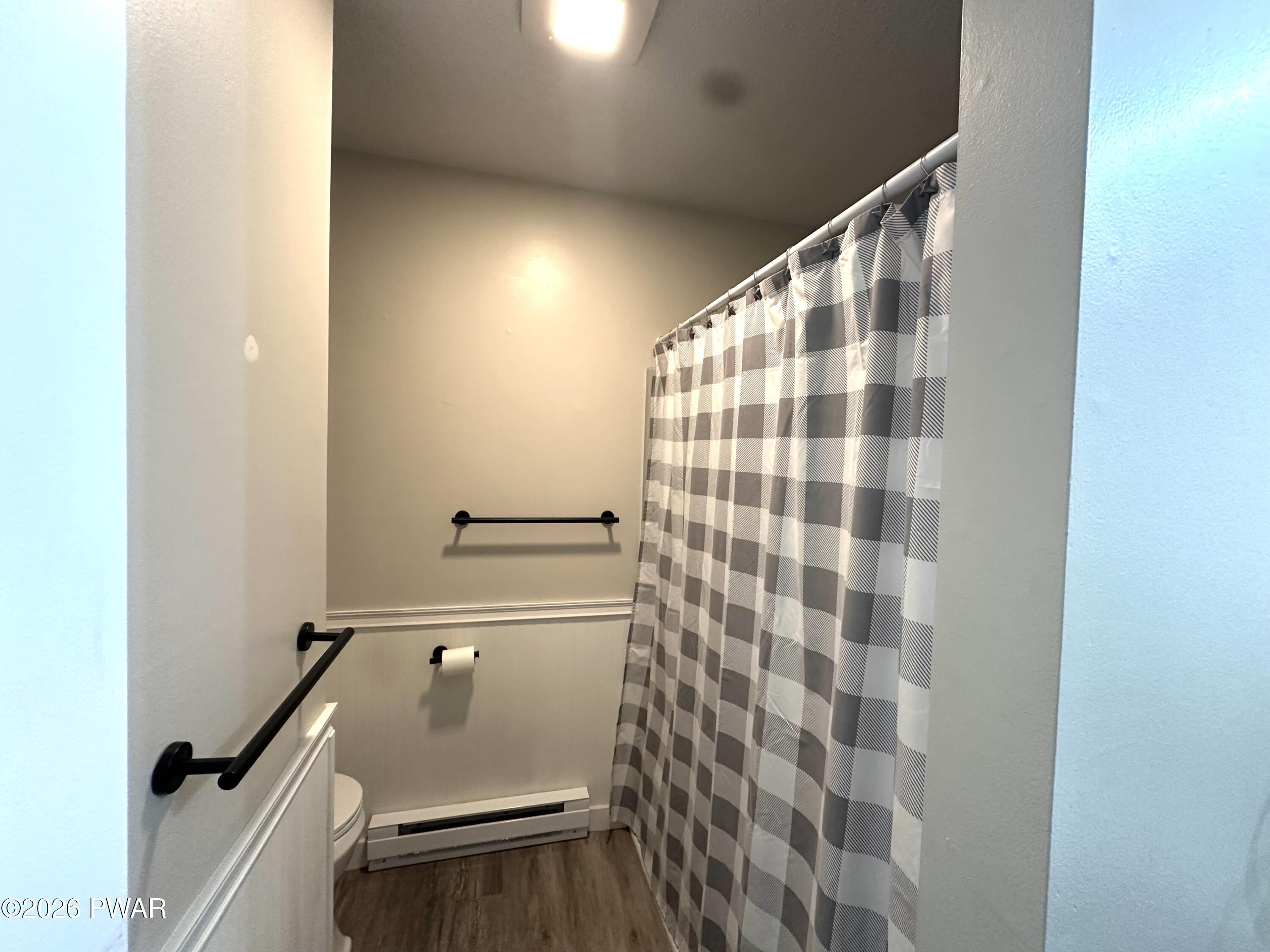 2116 Spring Drive Bushkill, PA 18324 - Photo 11 of 19 a view of a bathroom