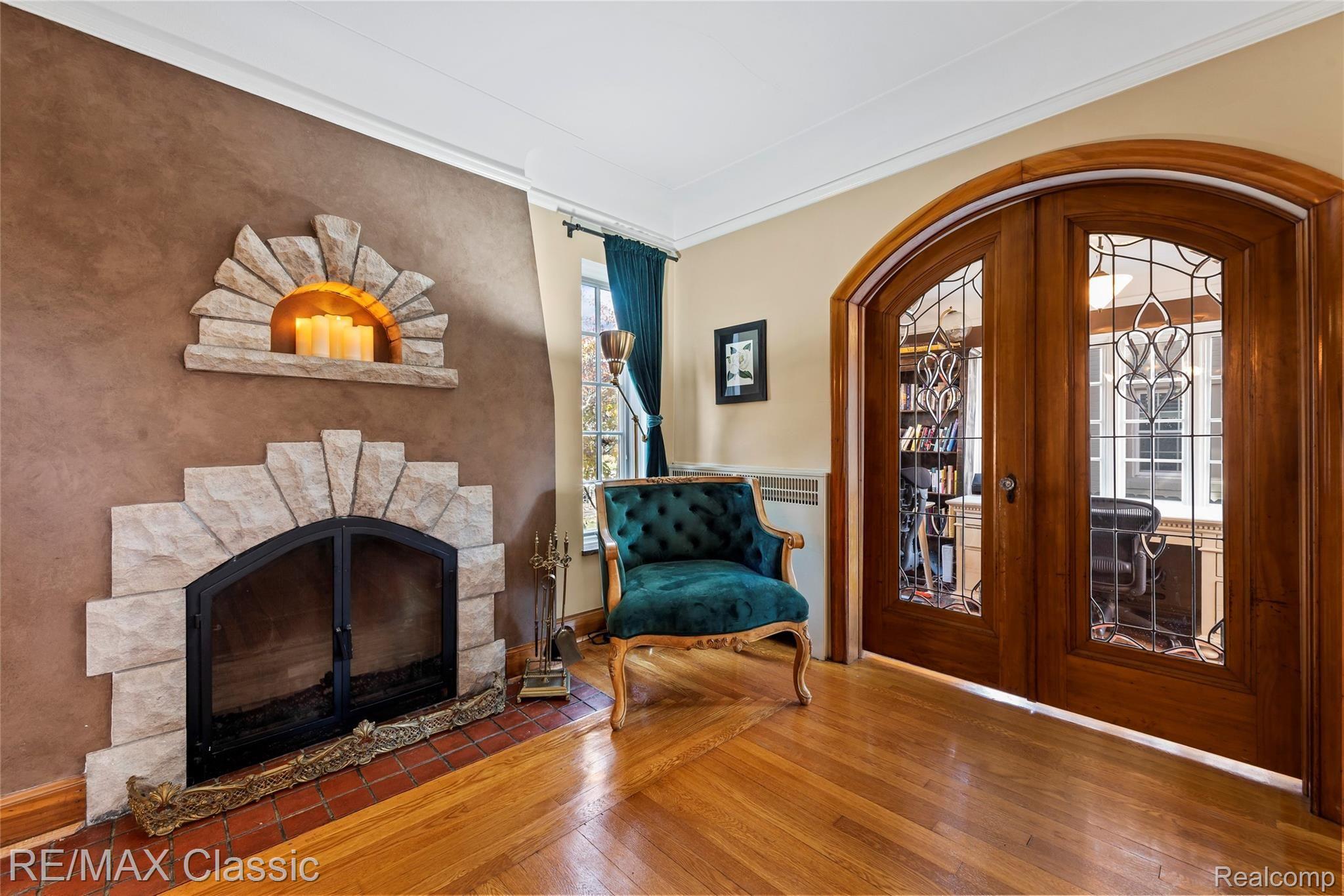 1241 Bishop Road Grosse Pointe, MI 48230 - Photo 5 of 47 Hommati.com-1241_Bishop_Rd_MI-11-24-2021-6