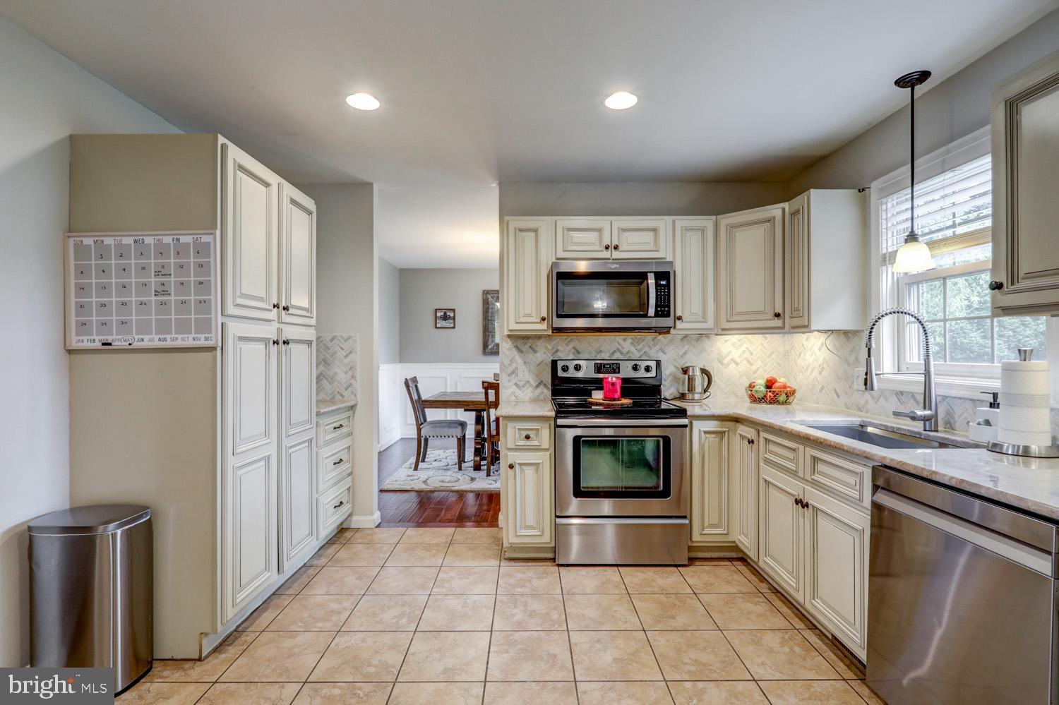 690 West Church Road Ephrata, PA 17522 - Photo 14 of 49