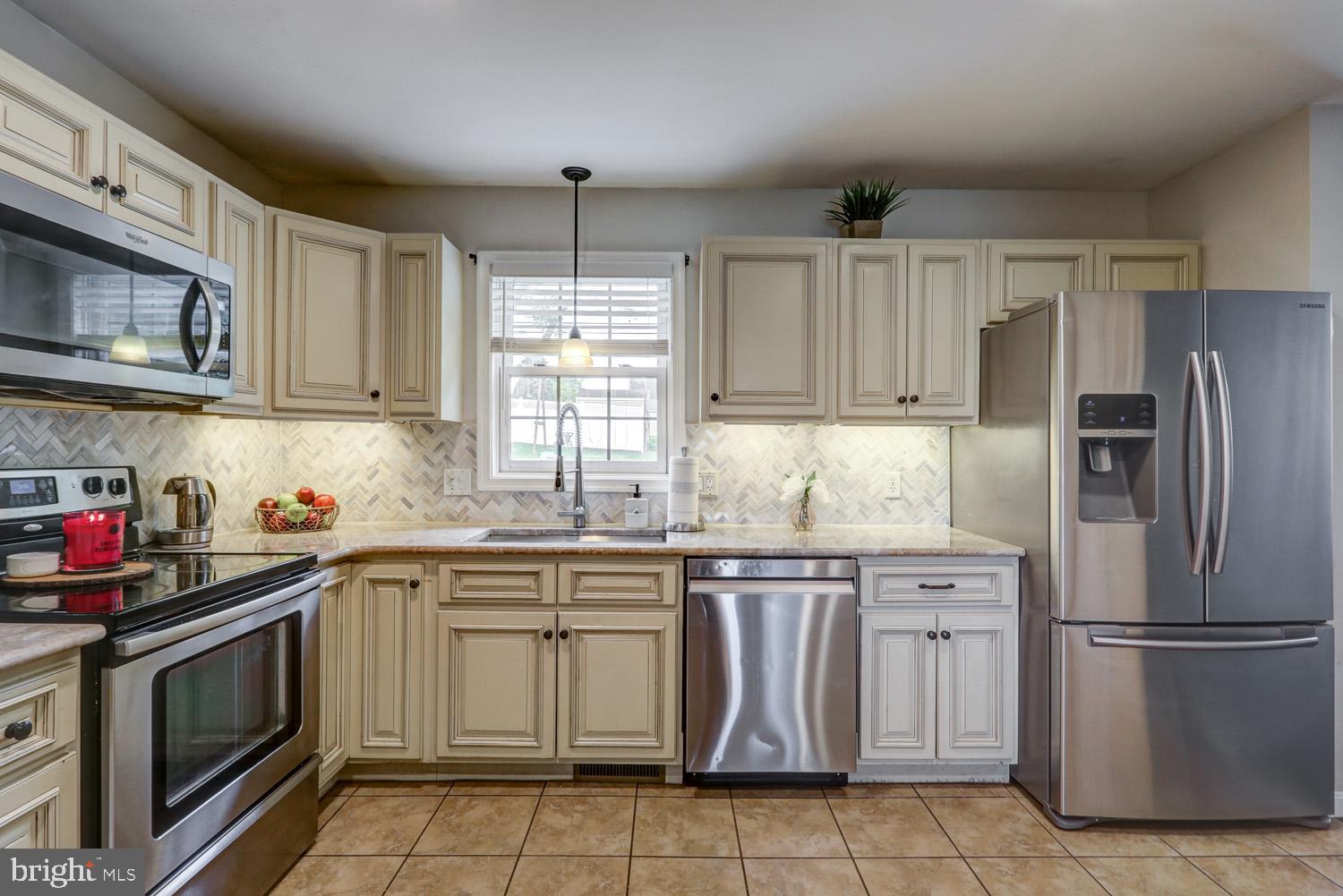 690 West Church Road Ephrata, PA 17522 - Photo 19 of 49