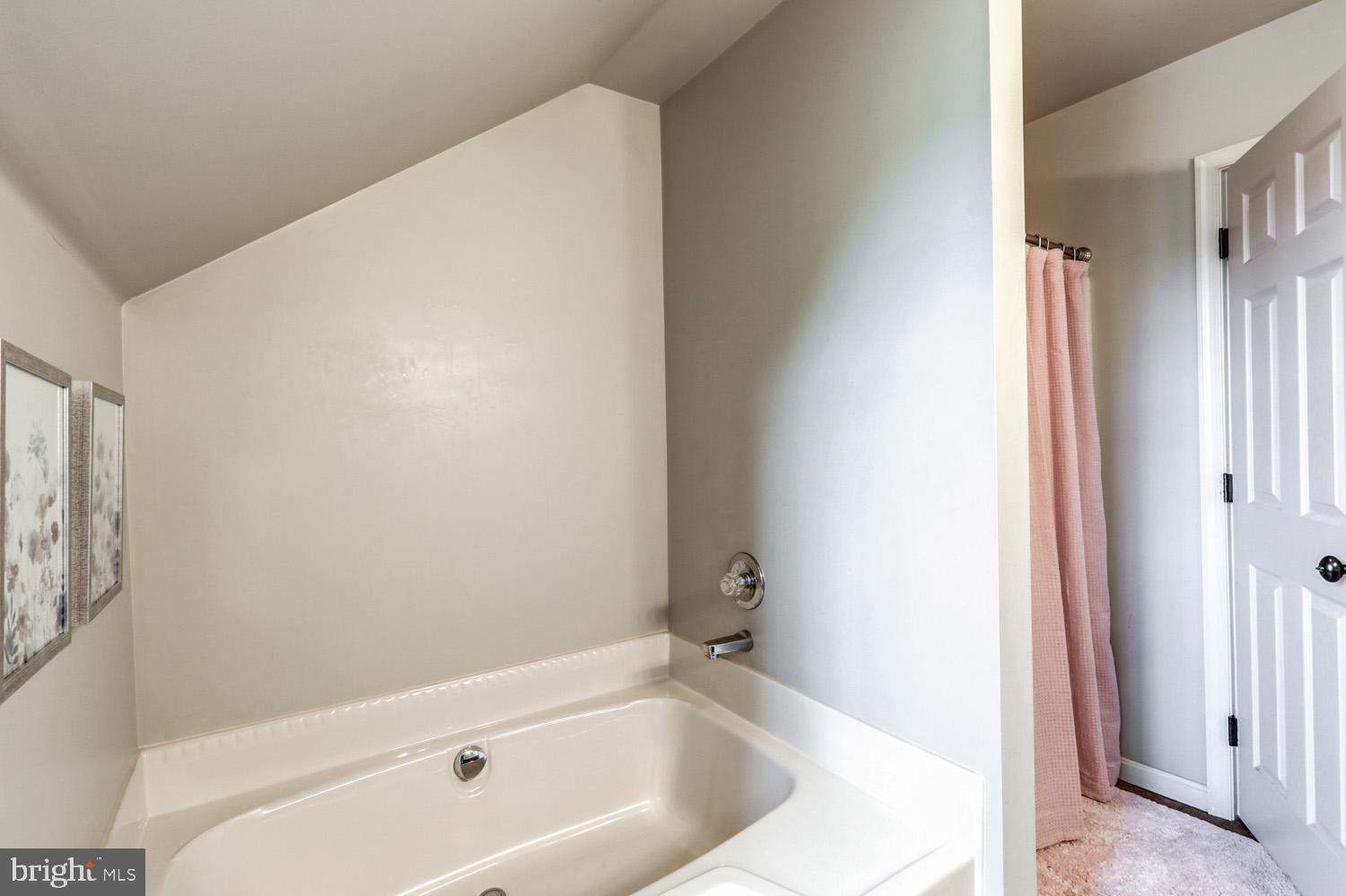 690 West Church Road Ephrata, PA 17522 - Photo 36 of 49