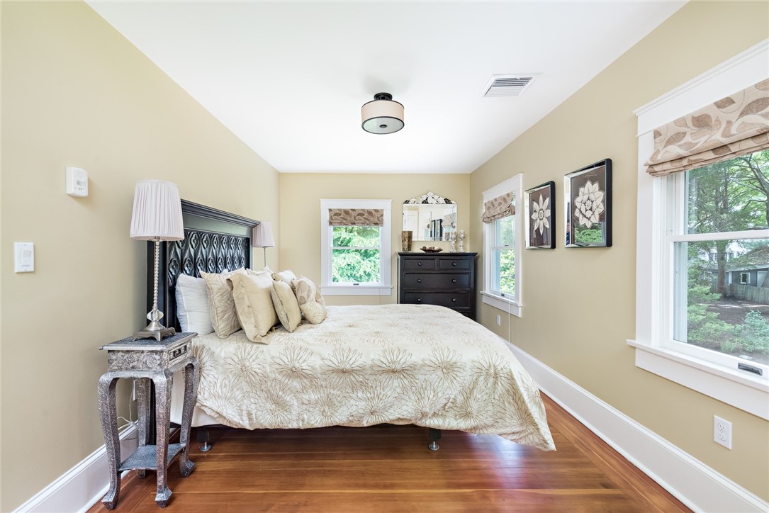 79 Ridge Road Bristol, RI 02809 - Photo 31 of 47 Bedroom #4