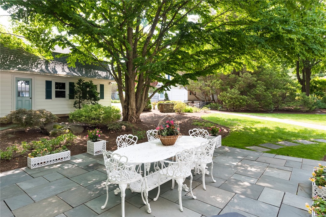 79 Ridge Road Bristol, RI 02809 - Photo 43 of 47 Side Bluestone Patio