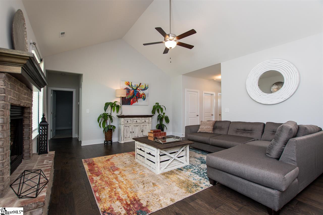 2 Claridge Way Greer, SC 29651 - Photo 6 of 25