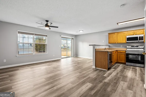 $1,645 | 7247 April Court, Morrow, GA 30260