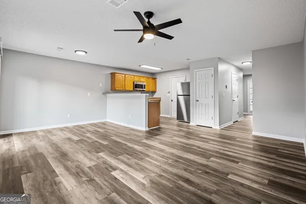 $1,645 | 7247 April Court, Morrow, GA 30260