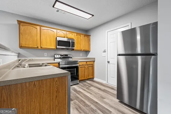 $1,645 | 7247 April Court, Morrow, GA 30260