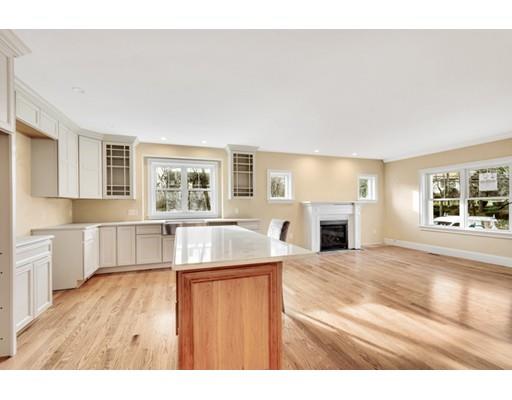 32 Lockeland Road Winchester, MA 01890 - Photo 8 of 26