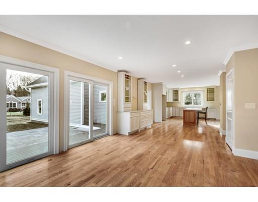 32 Lockeland Road Winchester, MA 01890 - Photo 10 of 26