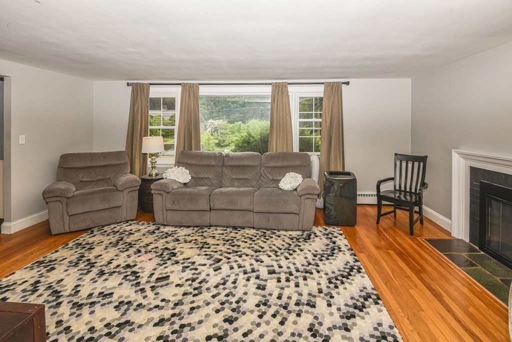 20 Margaret Road Sharon, MA 02067 - Photo 8 of 31 Gallery Image 8