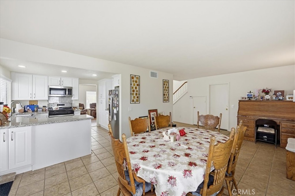 9820 Sycamore Canyon Road Moreno Valley, CA 92557 - Photo 11 of 31