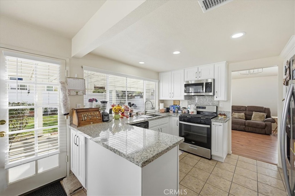 9820 Sycamore Canyon Road Moreno Valley, CA 92557 - Photo 13 of 31