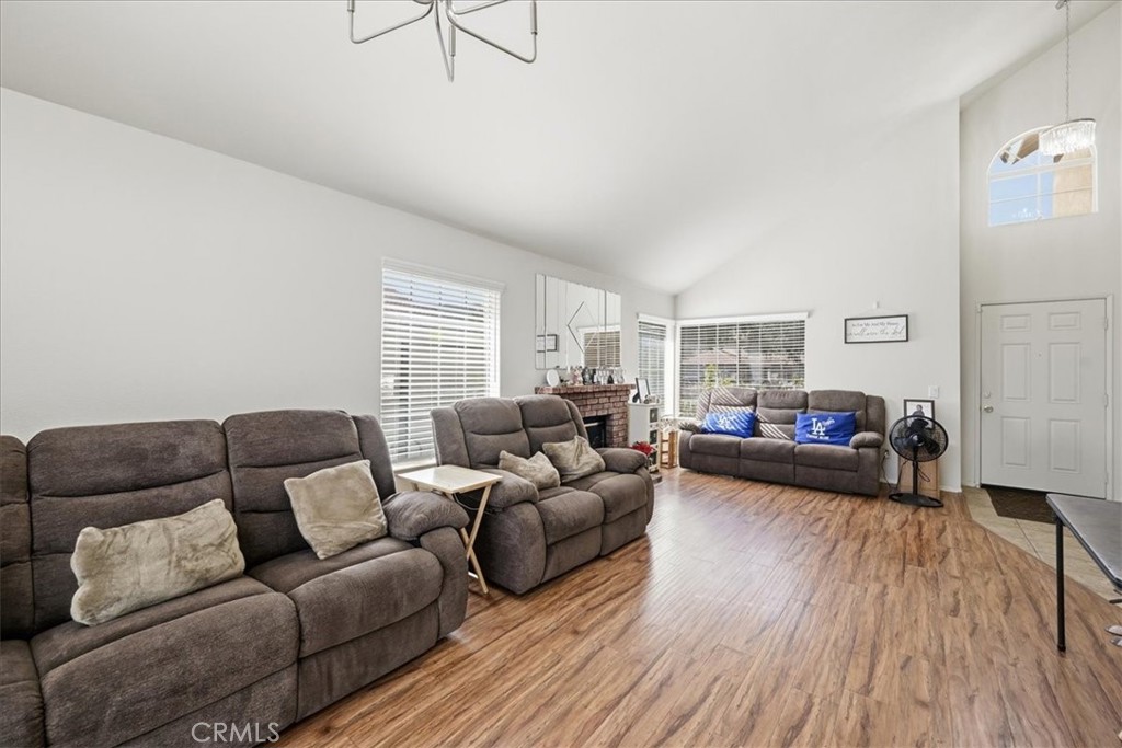 9820 Sycamore Canyon Road Moreno Valley, CA 92557 - Photo 5 of 31